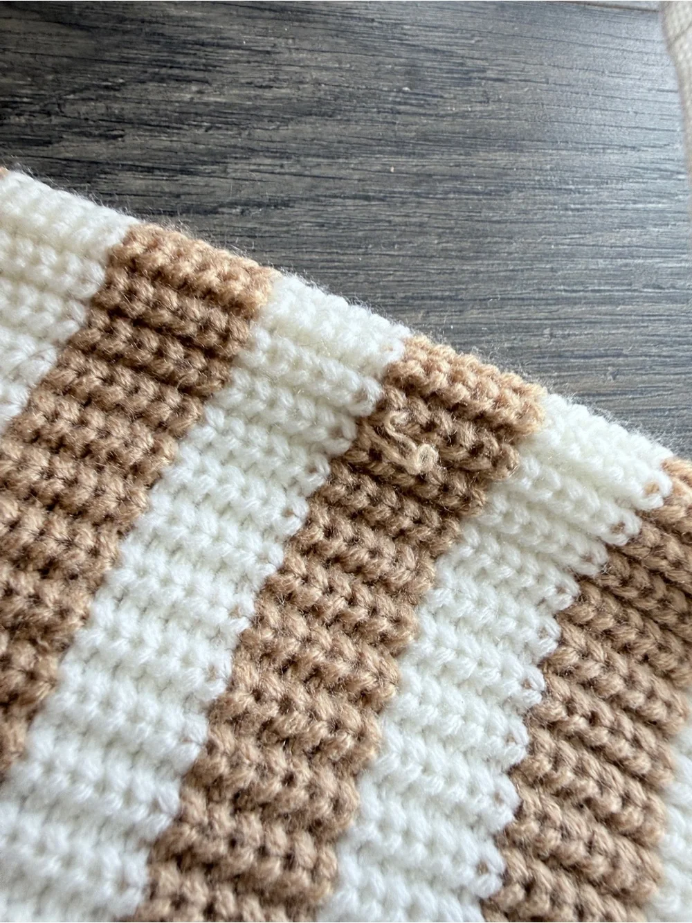 Chunky Knit Striped Sweater 4 Coastal Grandmother Old Money Neutral Camel/Ivory - Picture 8 of 9